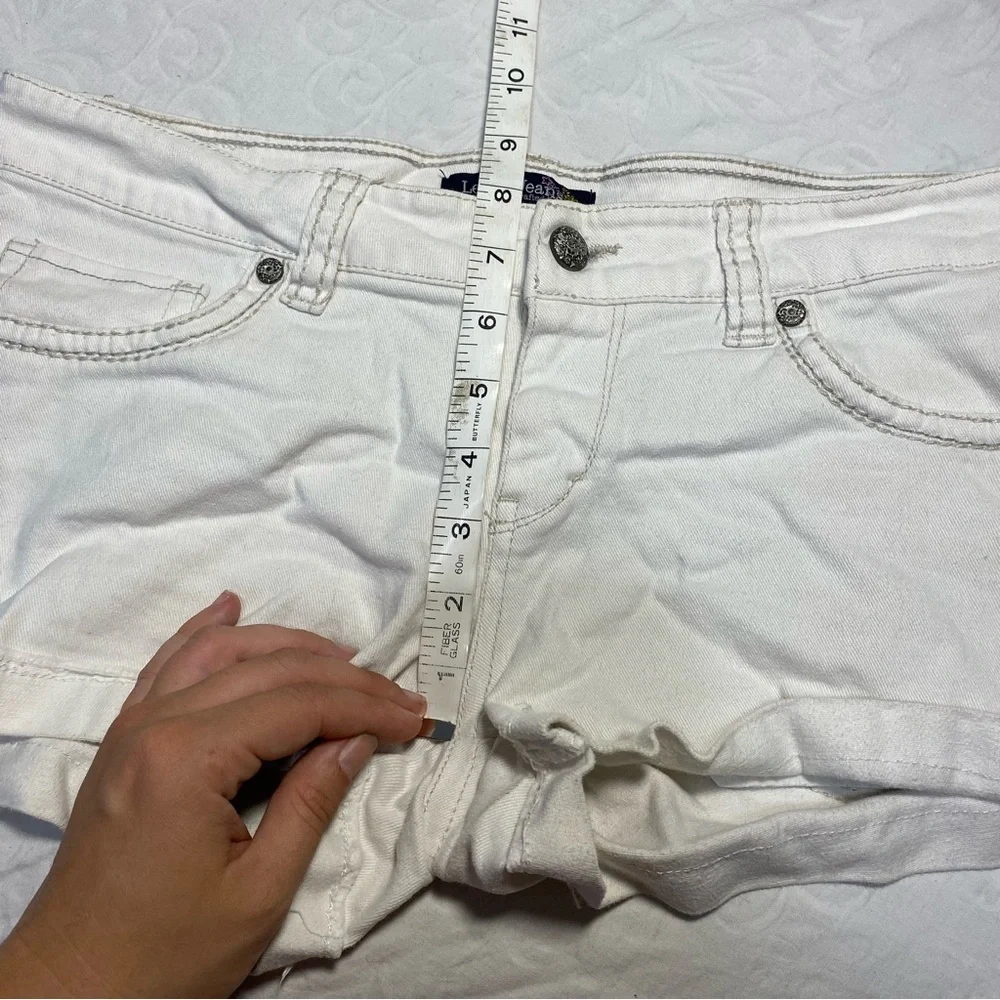 Levi’s Jeans Flap Pocket Shorts White Women’s Juniors 11 Denim Button Pocket